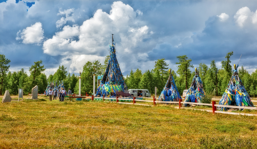 reindeer herder photo tour mongolia