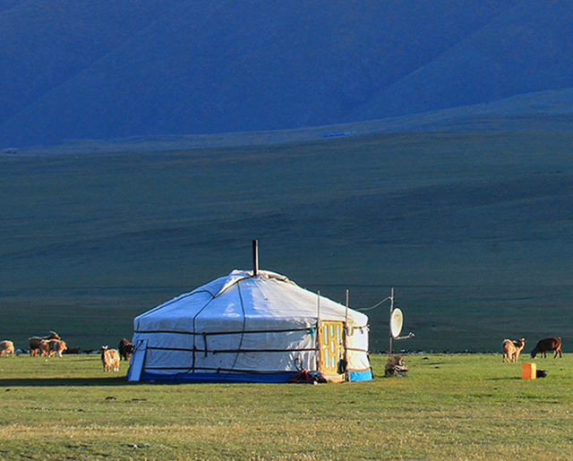 5_Guide_for_visiting_Mongolian_Ger_COVER_PICTURE