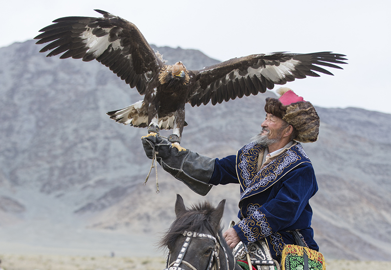 eagle_hunting_mongolia