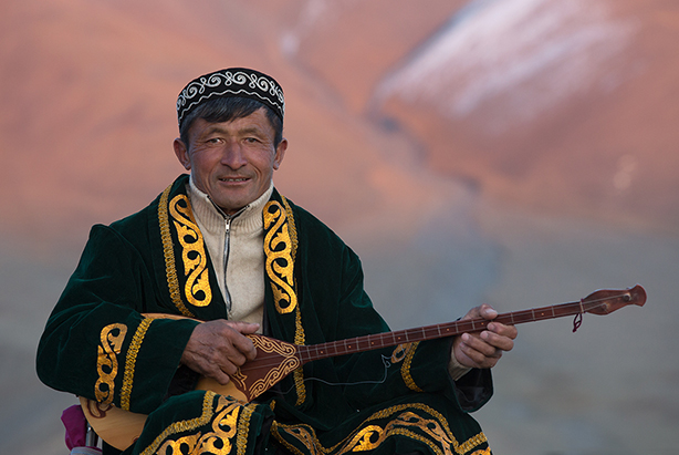 kazakh folk performance