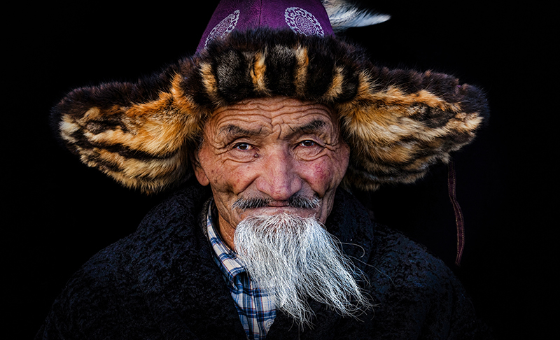 Eagle hunter Mongolia Sagsai Festival