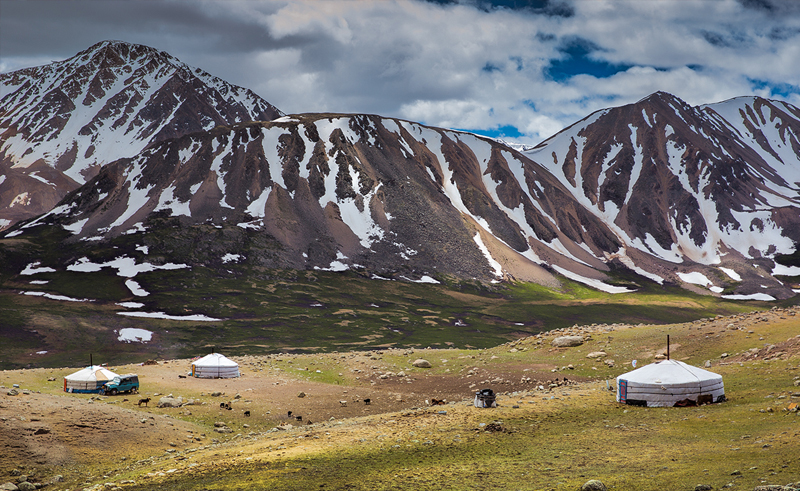 visit Mongolia Altai tavan bogd Mountains