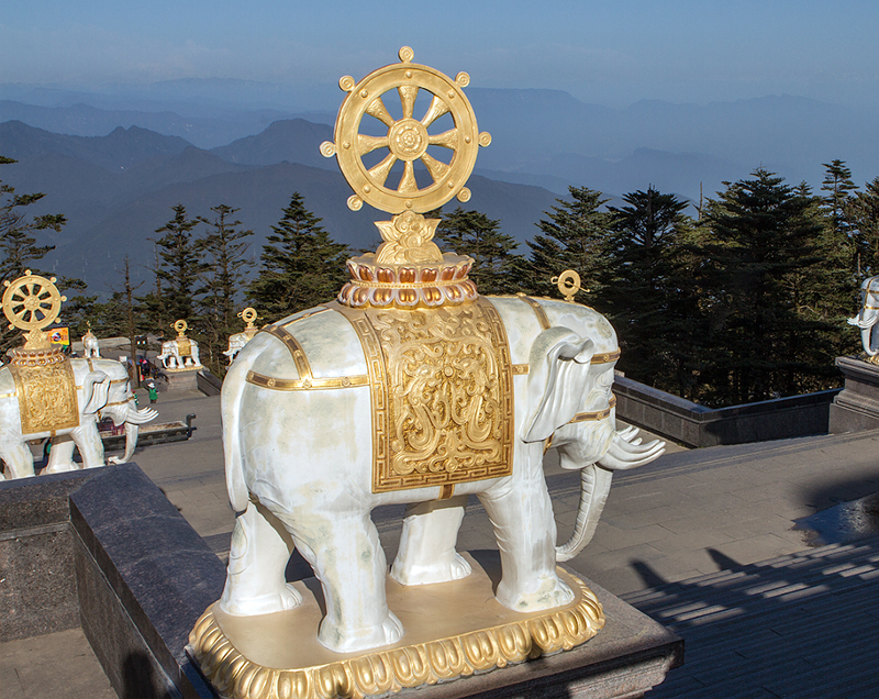 Mongolian Photographers in China, Emei Mountain