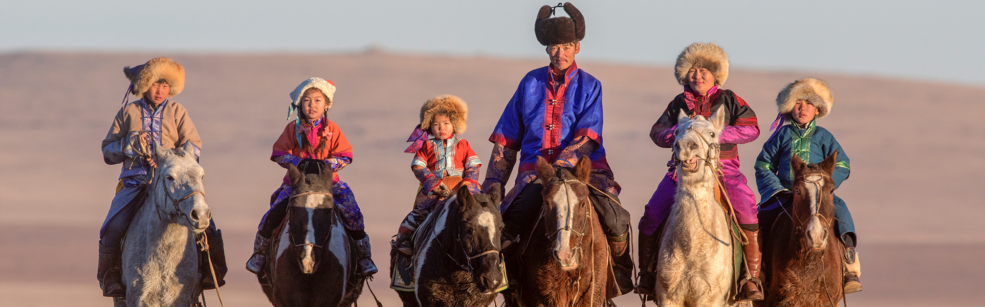 winter-horse-festival-photo-tour-mongolia-ayan-travel